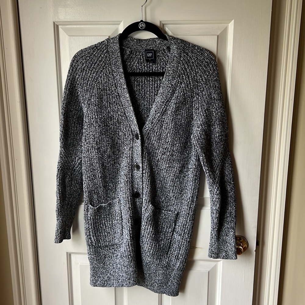 Gap cardigan